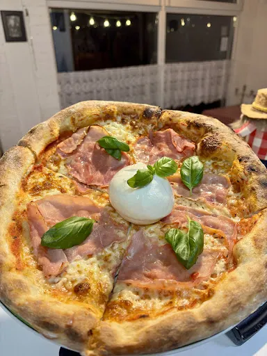 Pizzeria Lucky Luciano